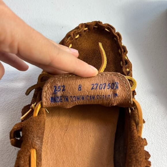 Minnetonka Moccasins Women's Size 8 Suede Leather Slip On - Picture 6 of 7